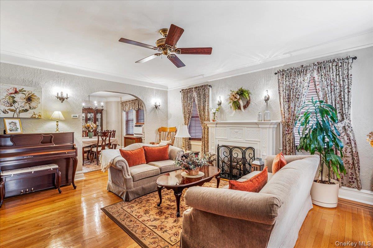 2724 166th Street, Flushing, NY 11358