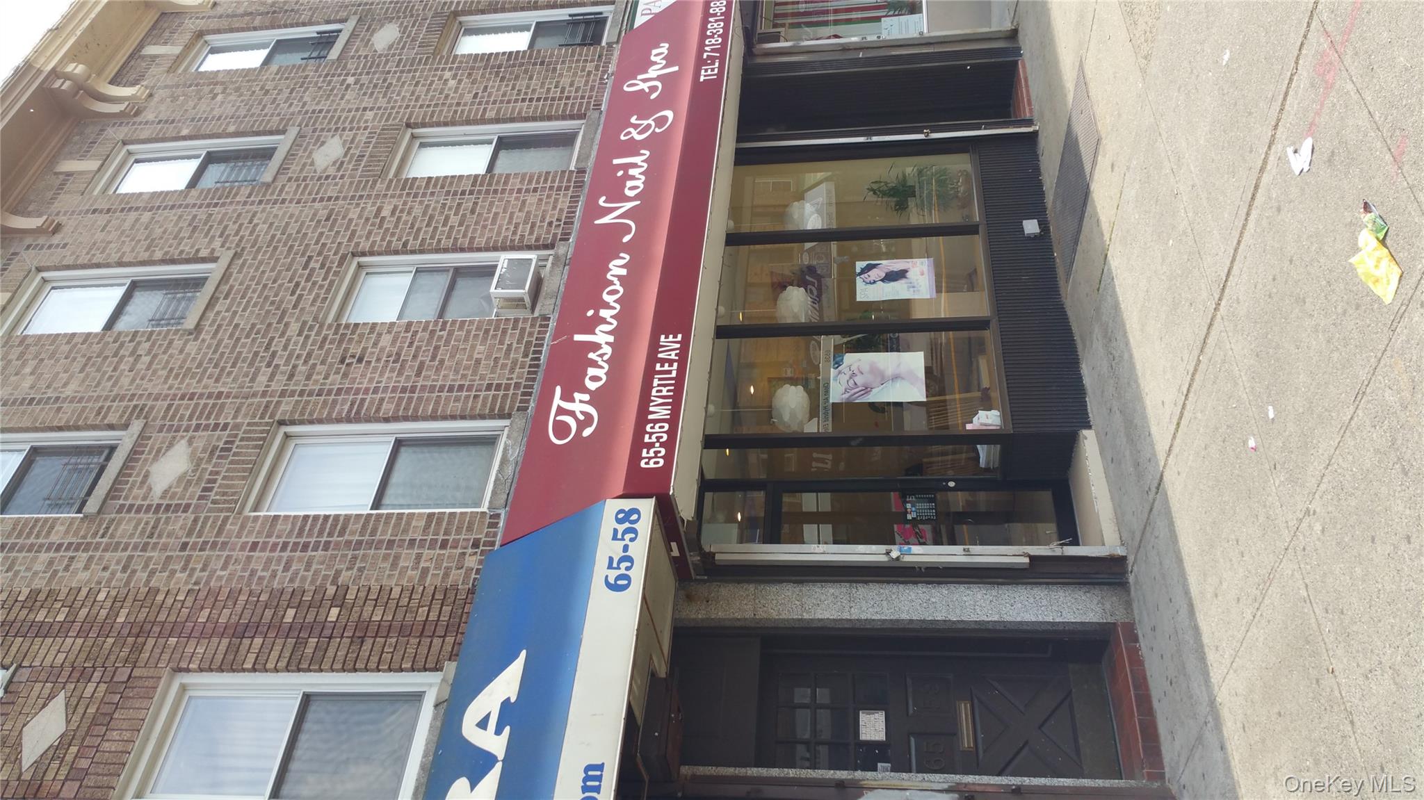 6556 Myrtle Avenue, Glendale, NY 11385