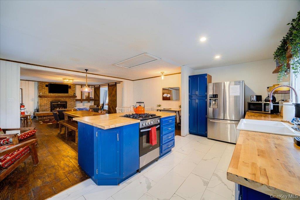 34 Overlook Road, Woodbourne, NY 12788