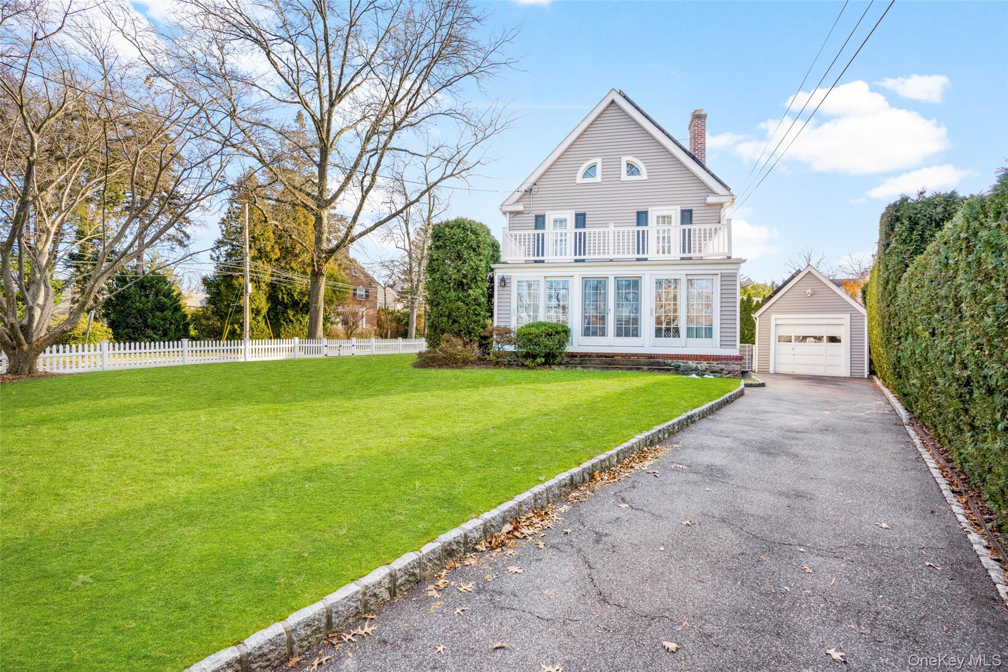 551 Wolfs Lane, Pelham, NY 10803