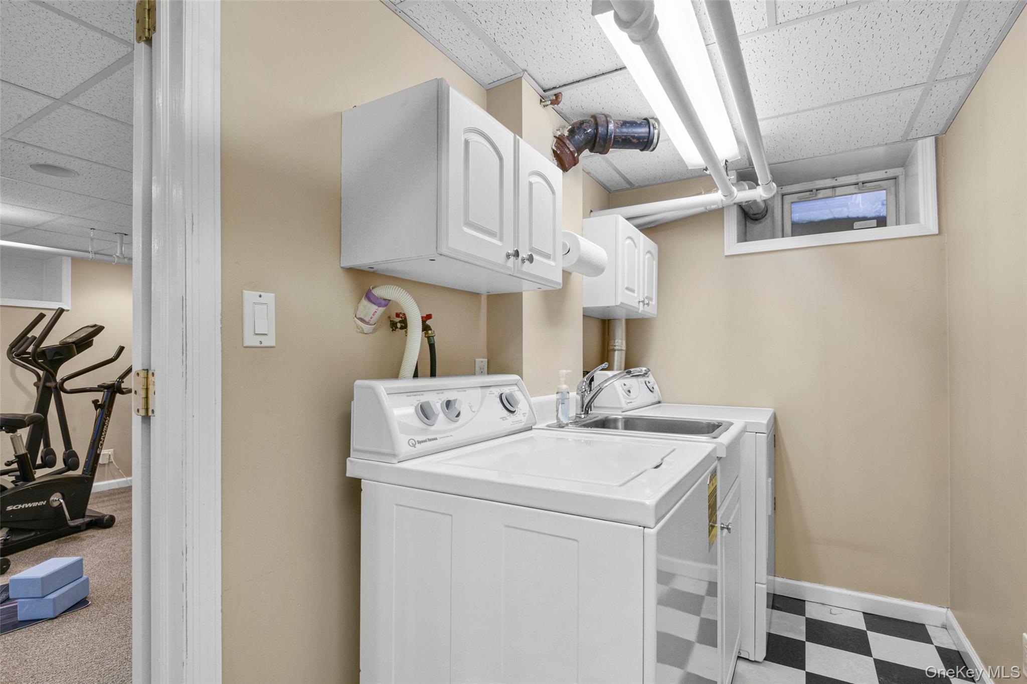 551 Wolfs Lane, Pelham, NY 10803