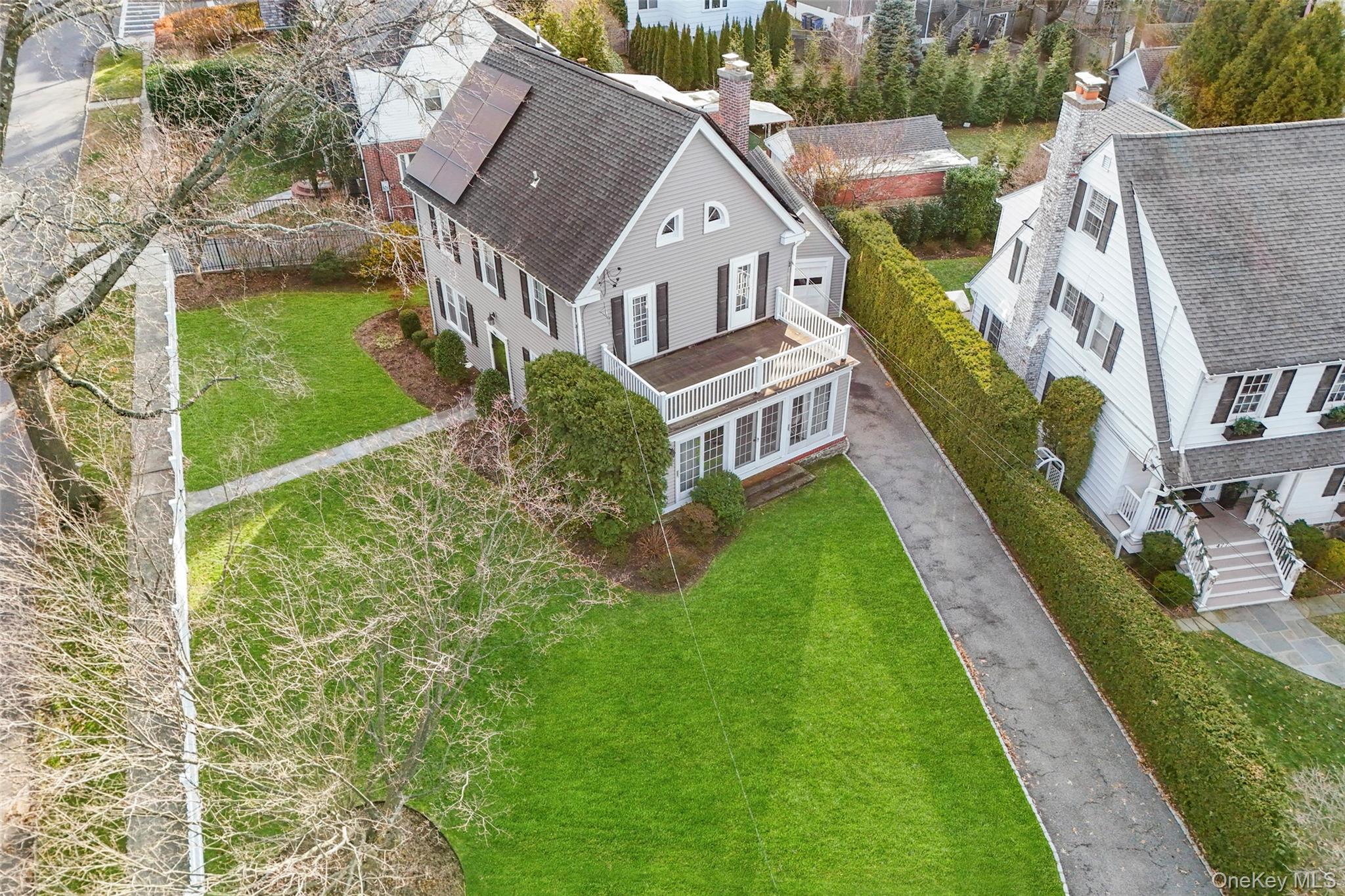 551 Wolfs Lane, Pelham, NY 10803