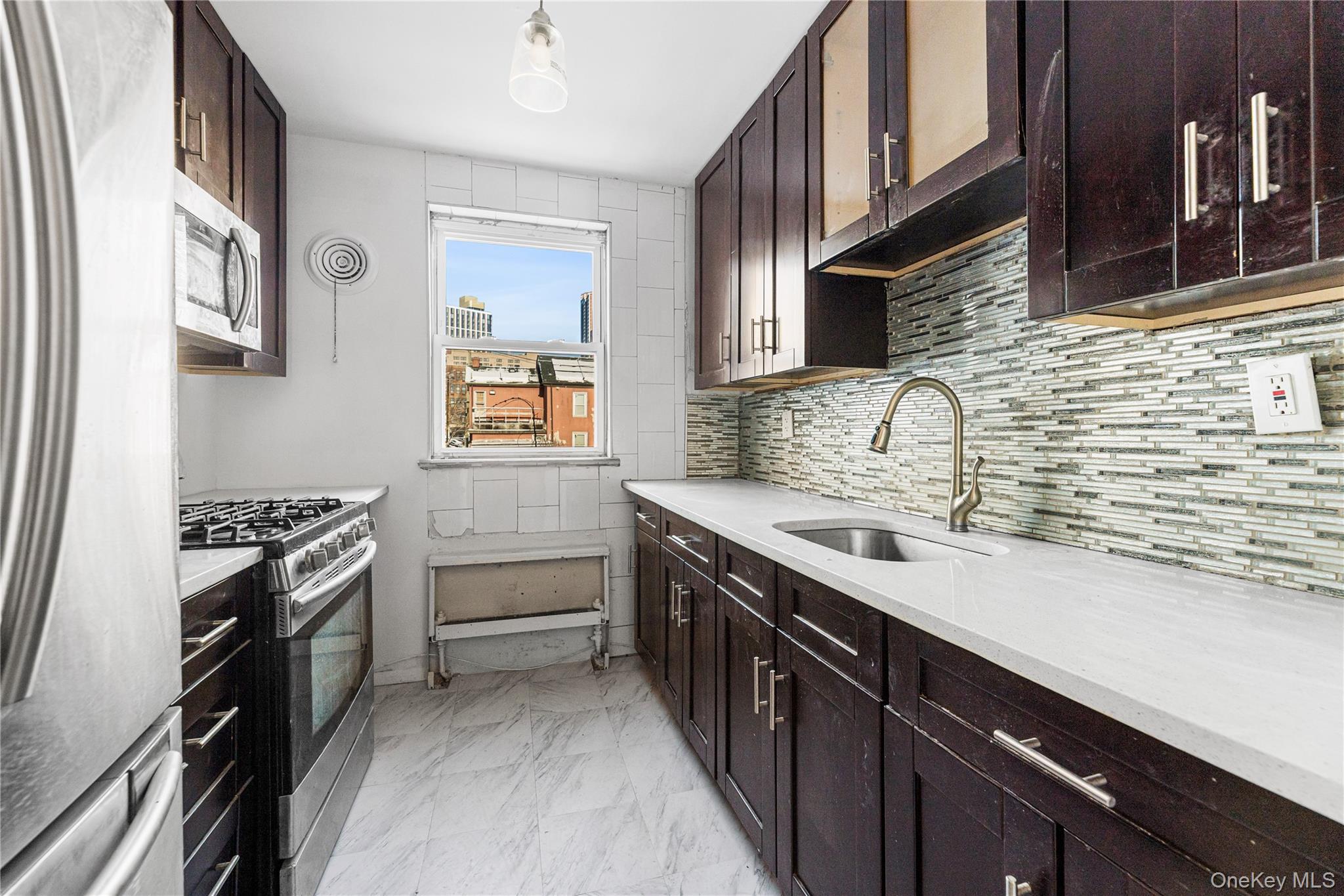 156 Centre Avenue # 2G, New Rochelle, NY 10805