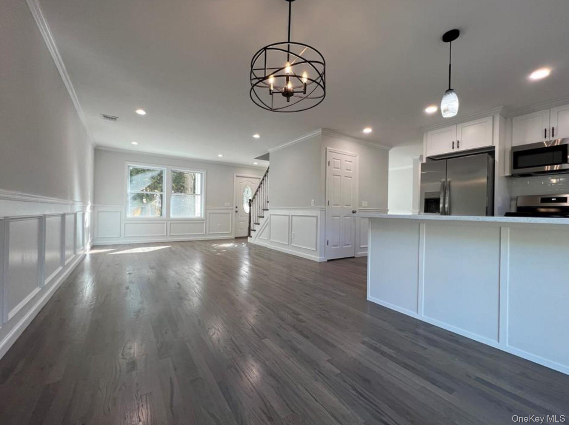 492 Blue Point Road, Farmingville, NY 11738