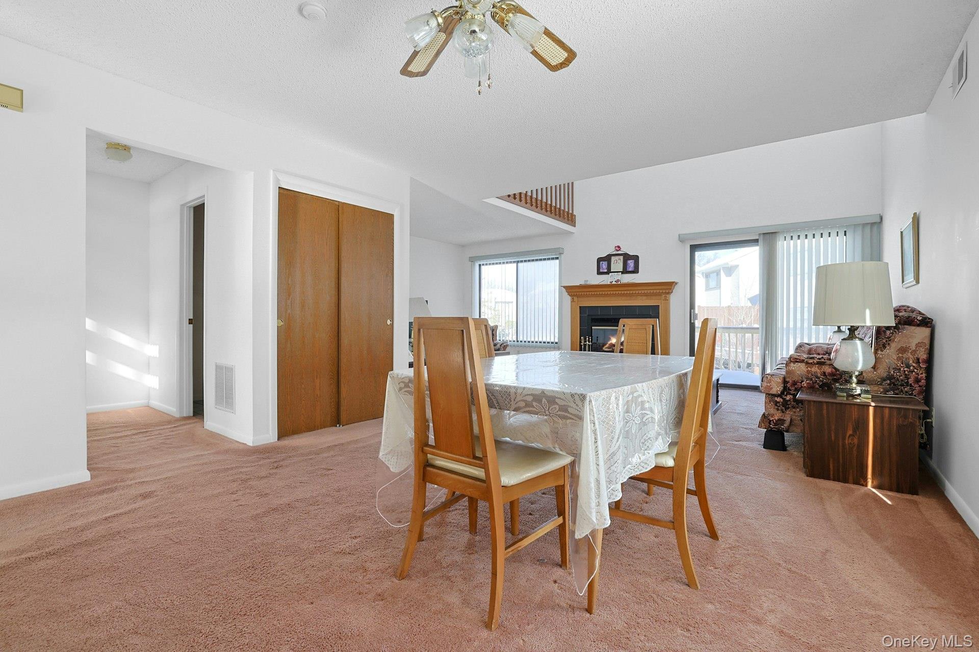 2 Linda Court, Nanuet, NY 10954