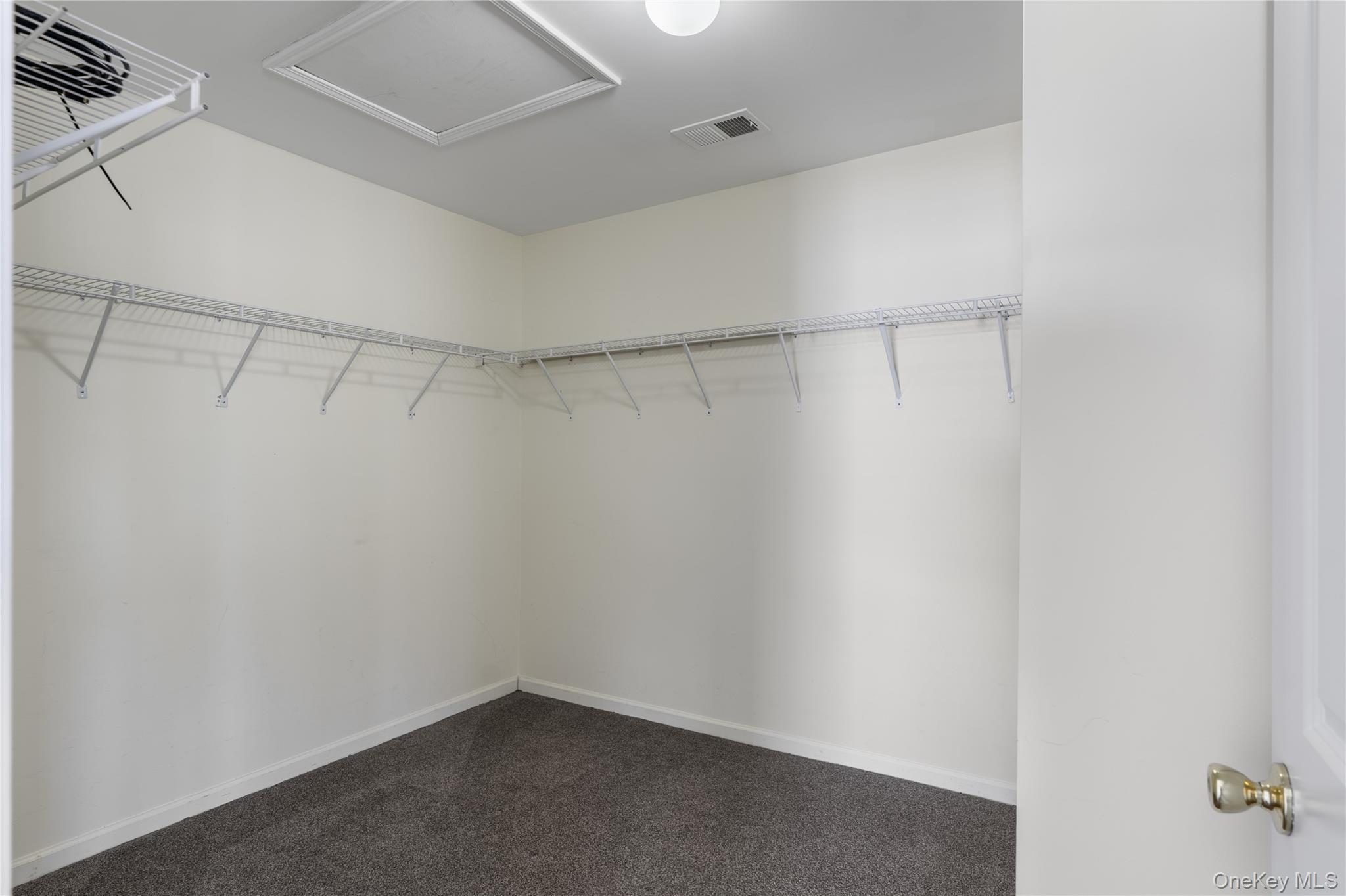 49 Woodside Knolls Drive, Middletown, NY 10940