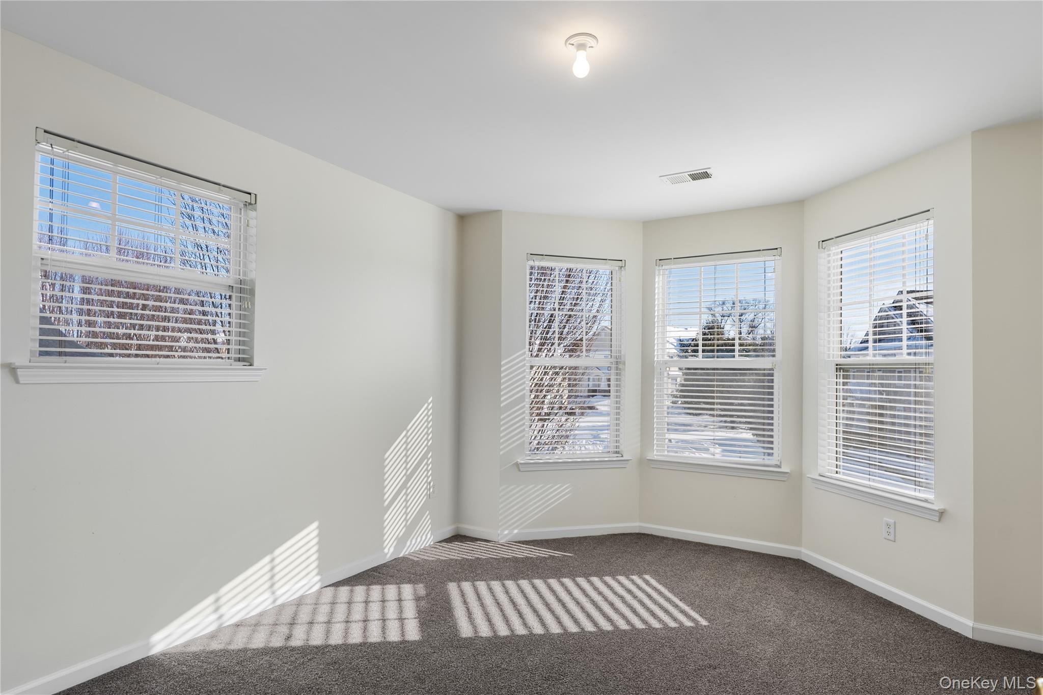 49 Woodside Knolls Drive, Middletown, NY 10940