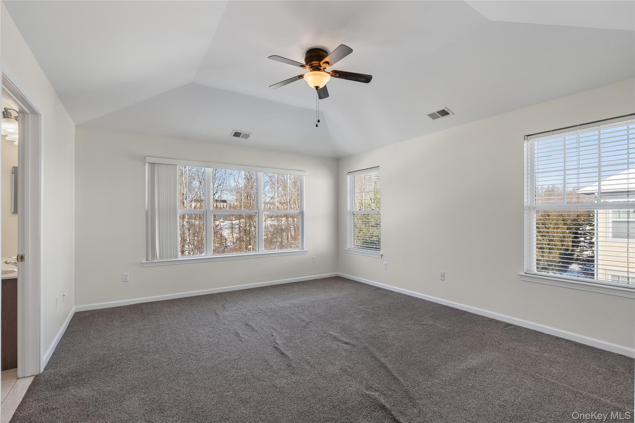 49 Woodside Knolls Drive, Middletown, NY 10940