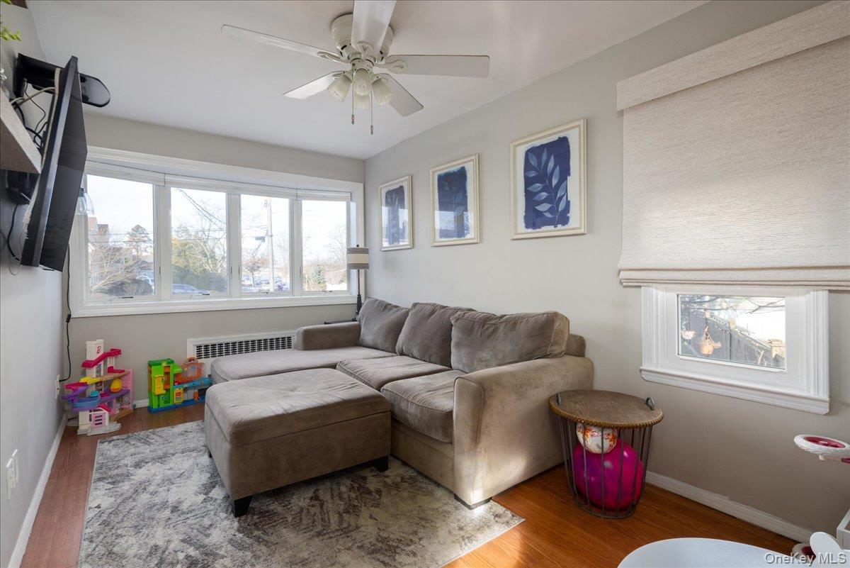 3195 Nantucket Lane, Oceanside, NY 11572