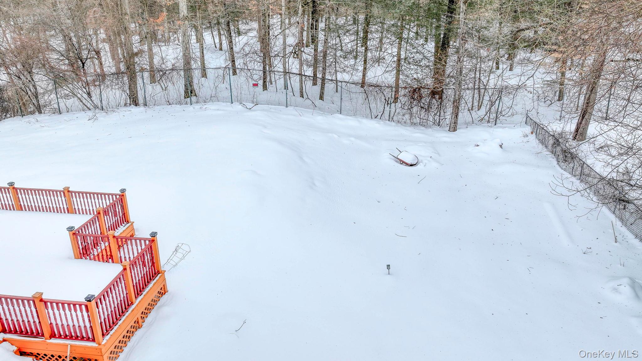 12 Nob Hill Road, Poughkeepsie, NY 12603