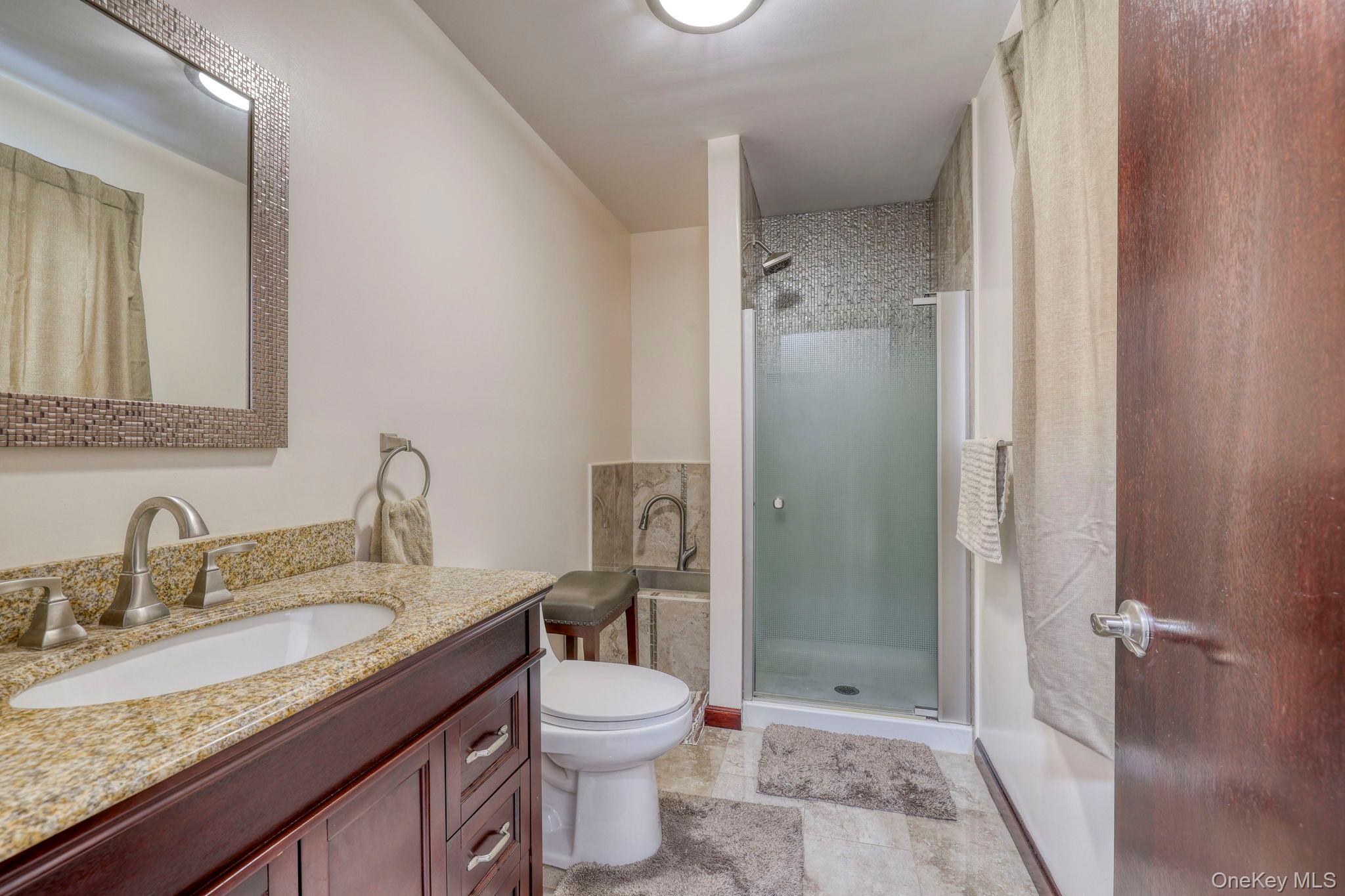 12 Nob Hill Road, Poughkeepsie, NY 12603