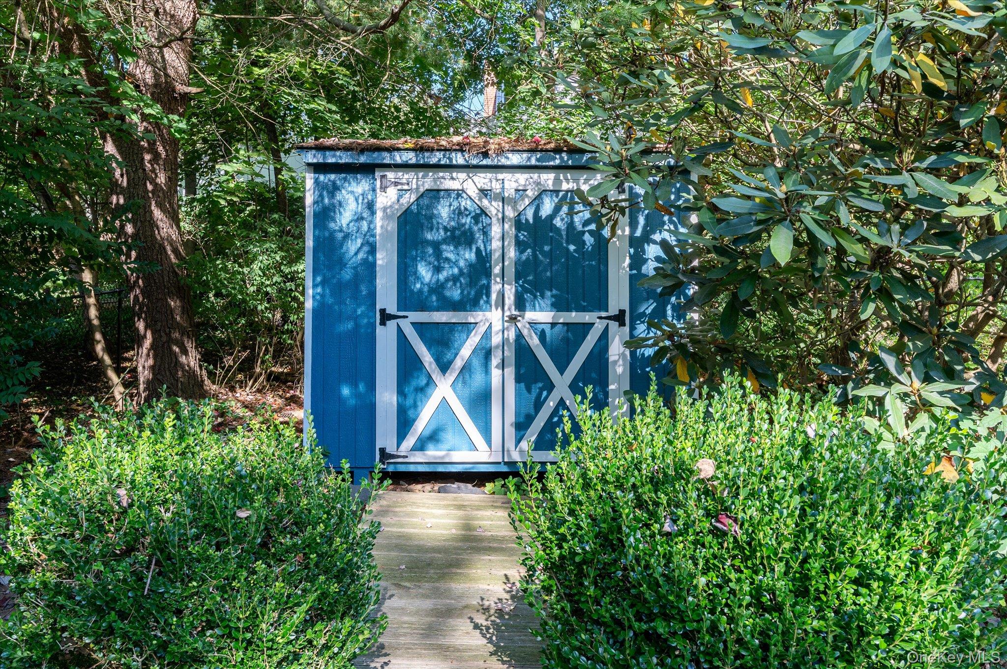 4 Pine Ridge Road, Rye Brook, NY 10573