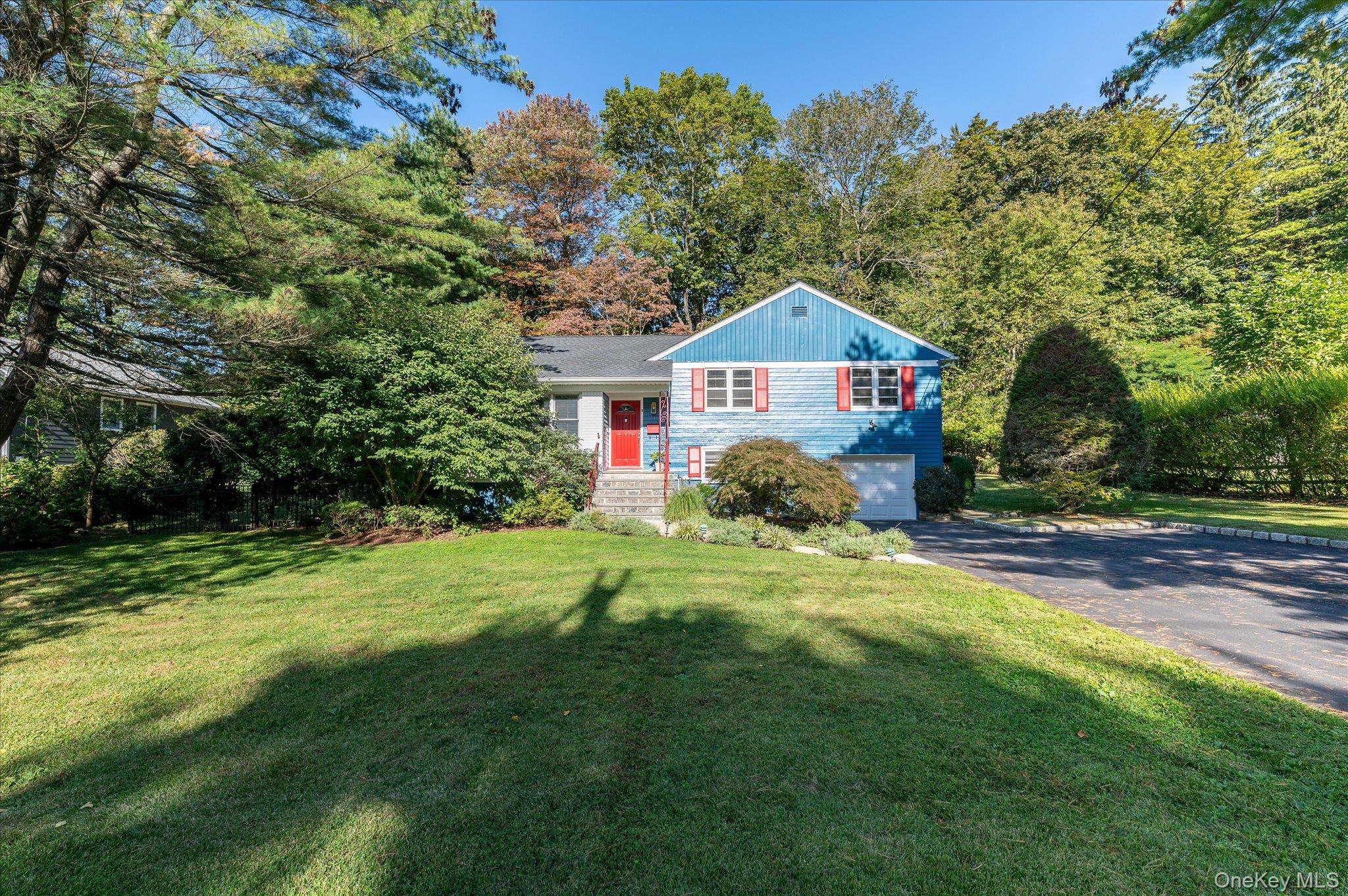 4 Pine Ridge Road, Rye Brook, NY 10573