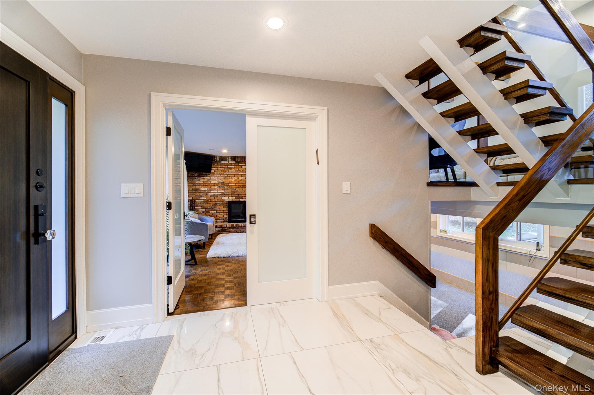 4 Ayr Court, Airmont, NY 10901