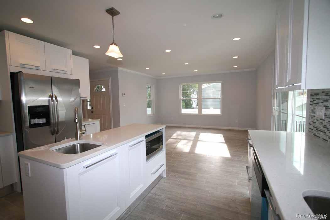 41B Mohegan Avenue, Port Washington, NY 11050