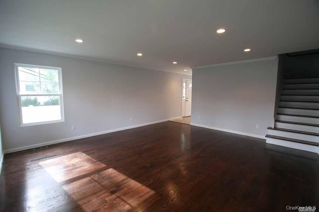 41B Mohegan Avenue, Port Washington, NY 11050