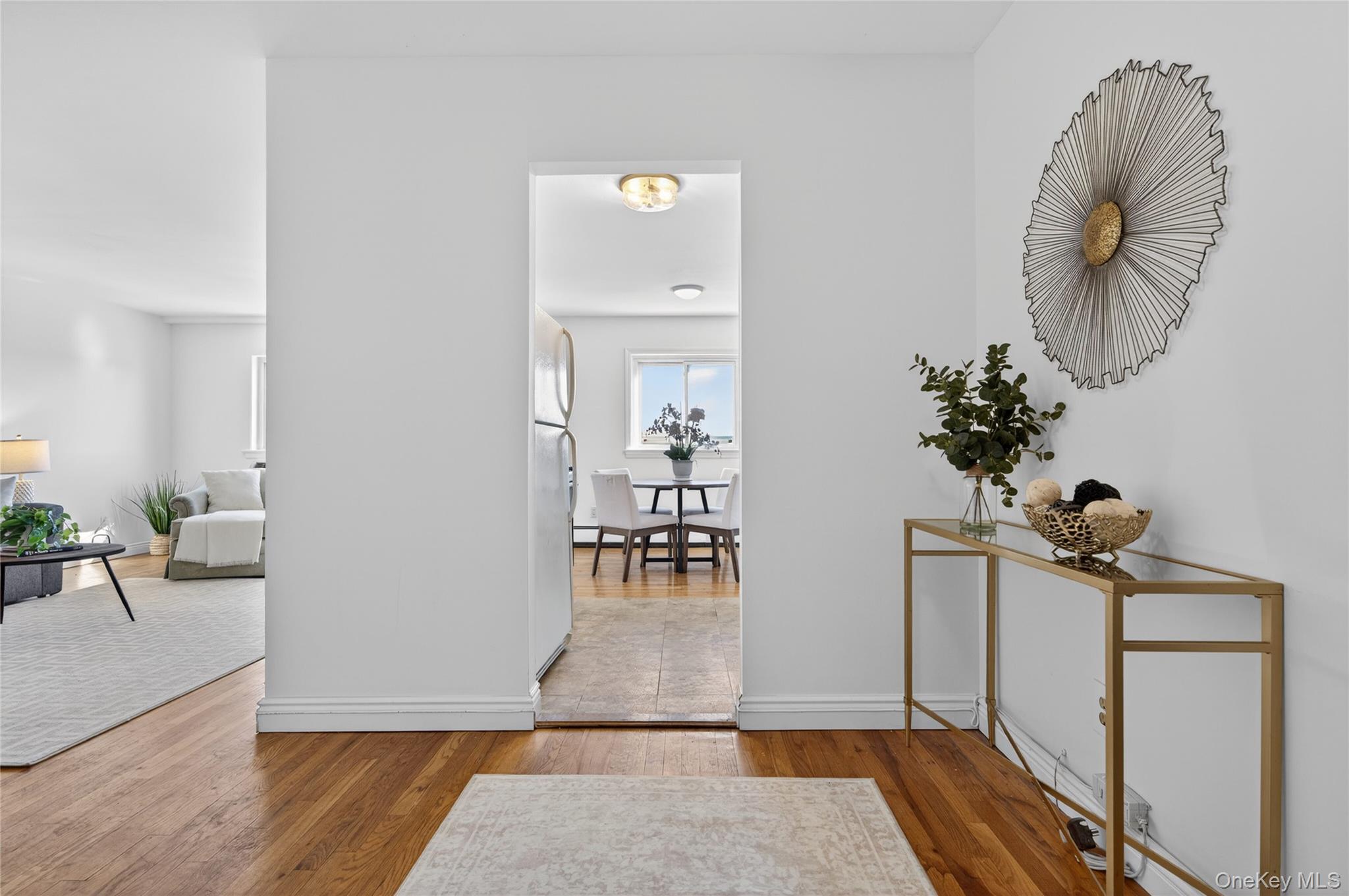 1 Toms Point Lane # apt C Building 1, Port Washington, NY 11050