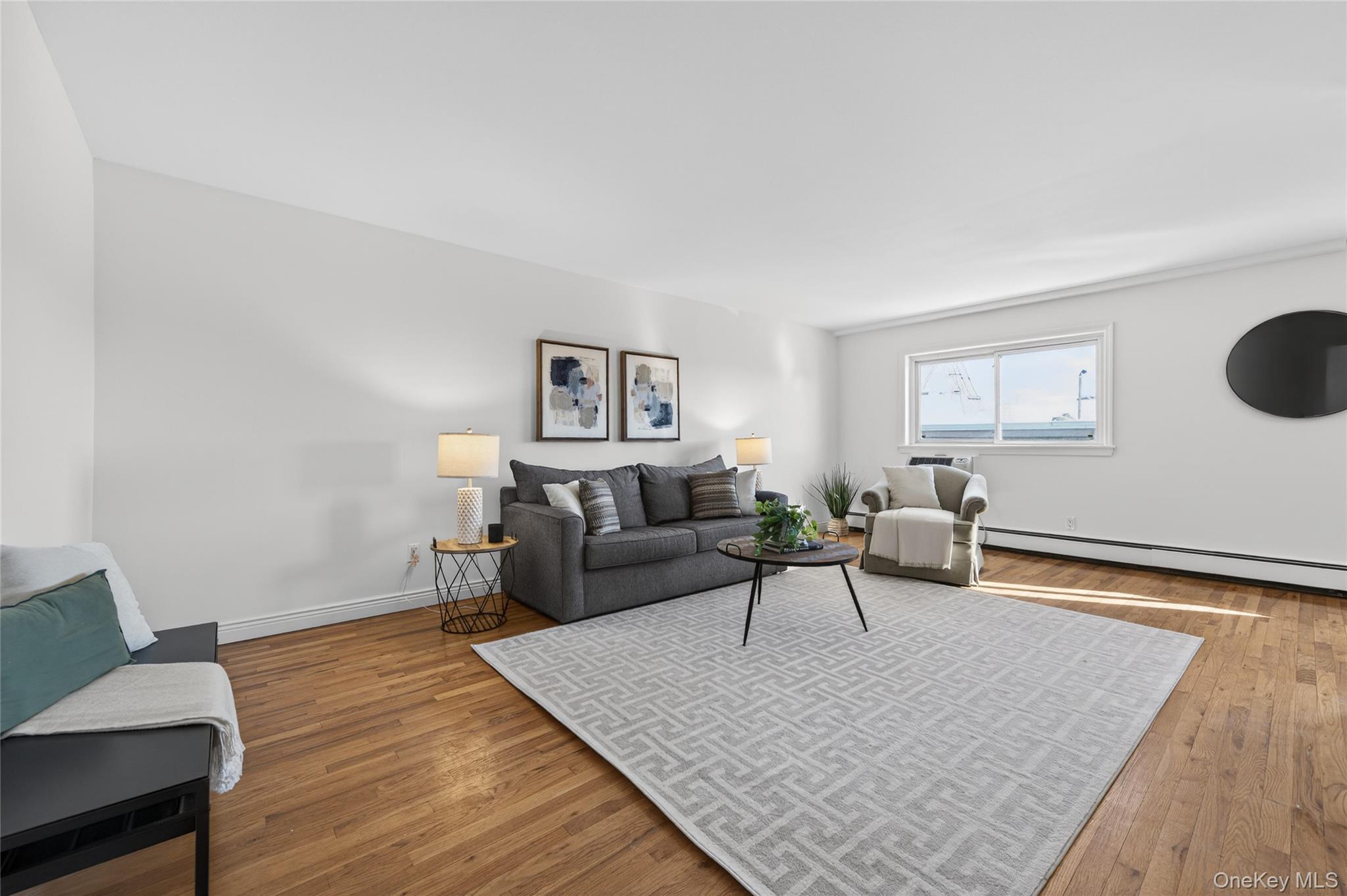 1 Toms Point Lane # apt C Building 1, Port Washington, NY 11050