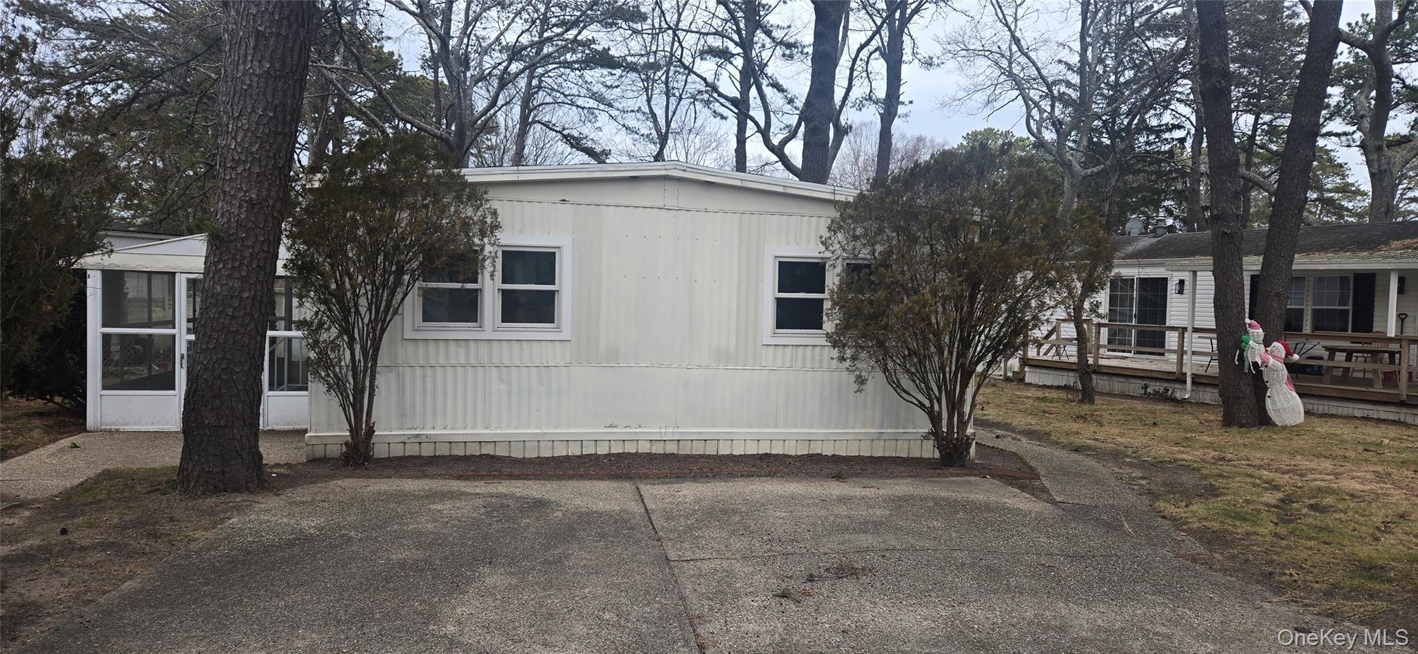 525 Riverleigh Ave Unit 116, Riverhead, NY 11901