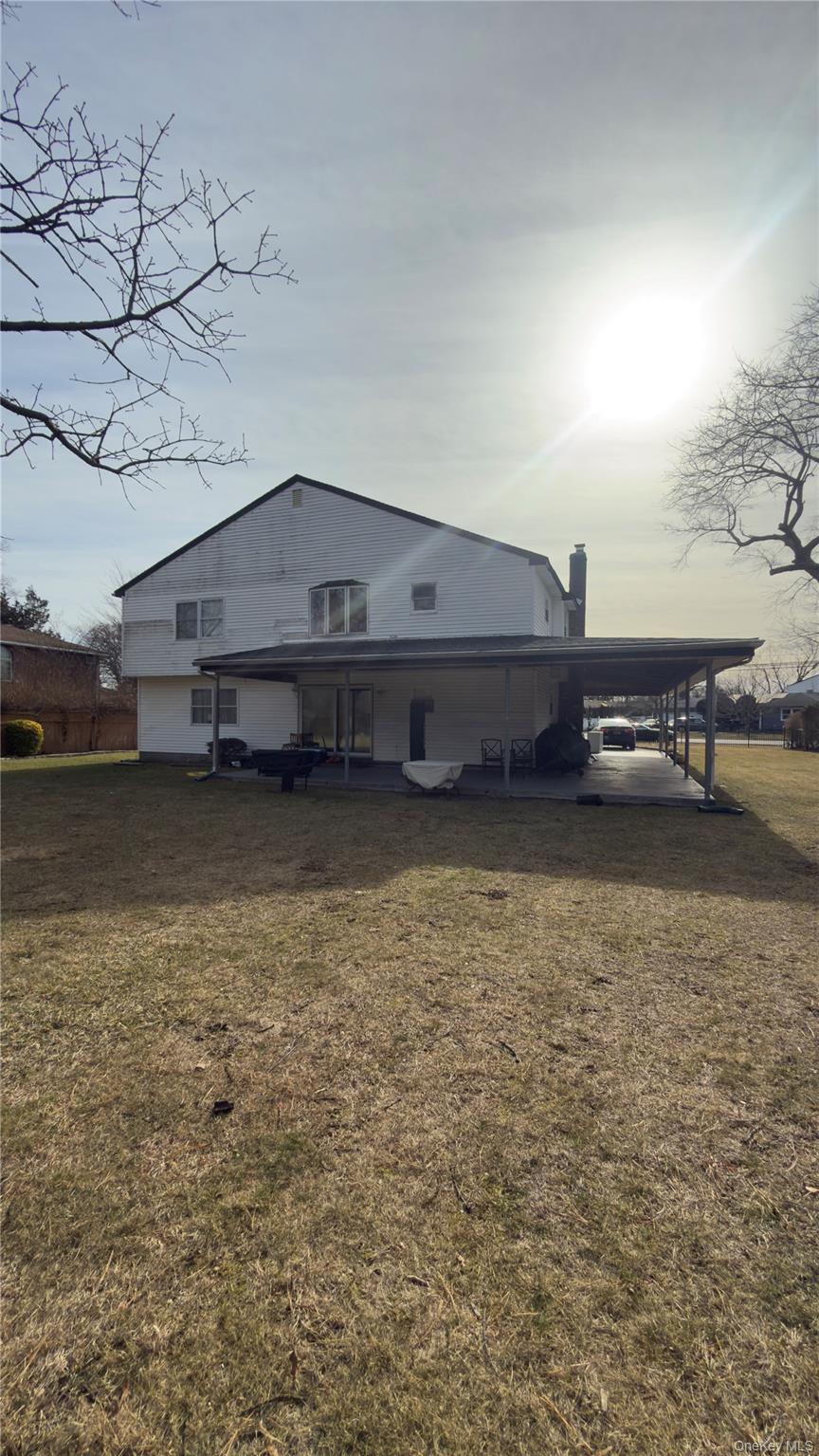 55 Parkway Avenue, Amityville, NY 11701