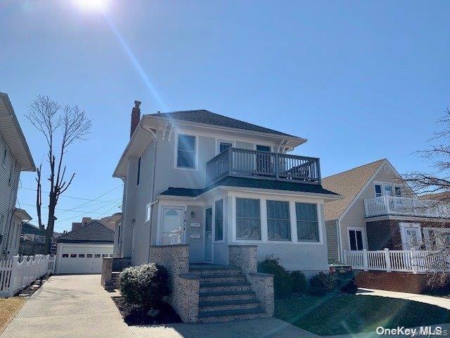 216 W Hudson Street # Upper, Long Beach, NY 11561