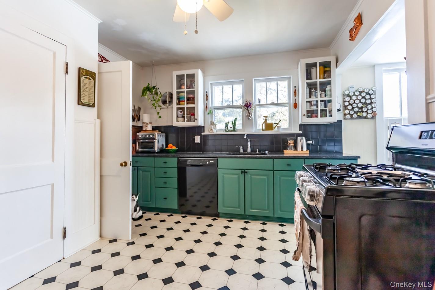 1710 Route 9D, Cold Spring, NY 10516