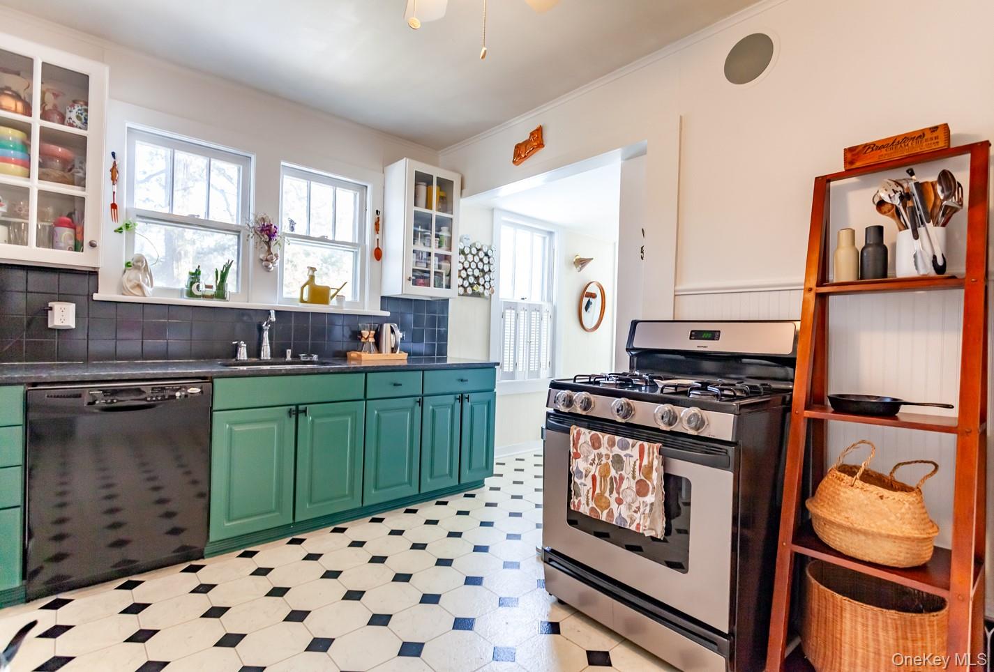 1710 Route 9D, Cold Spring, NY 10516