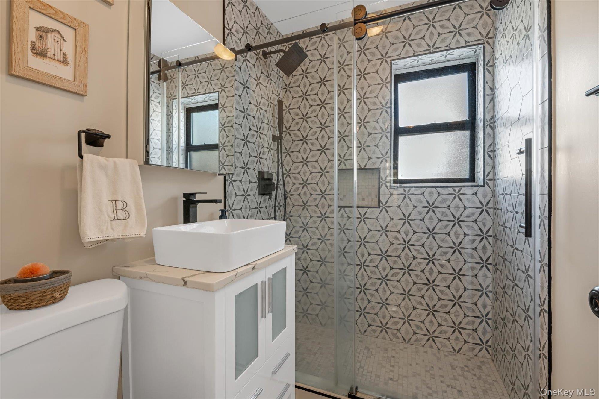 65 W Broadway # 6A, Long Beach, NY 11561