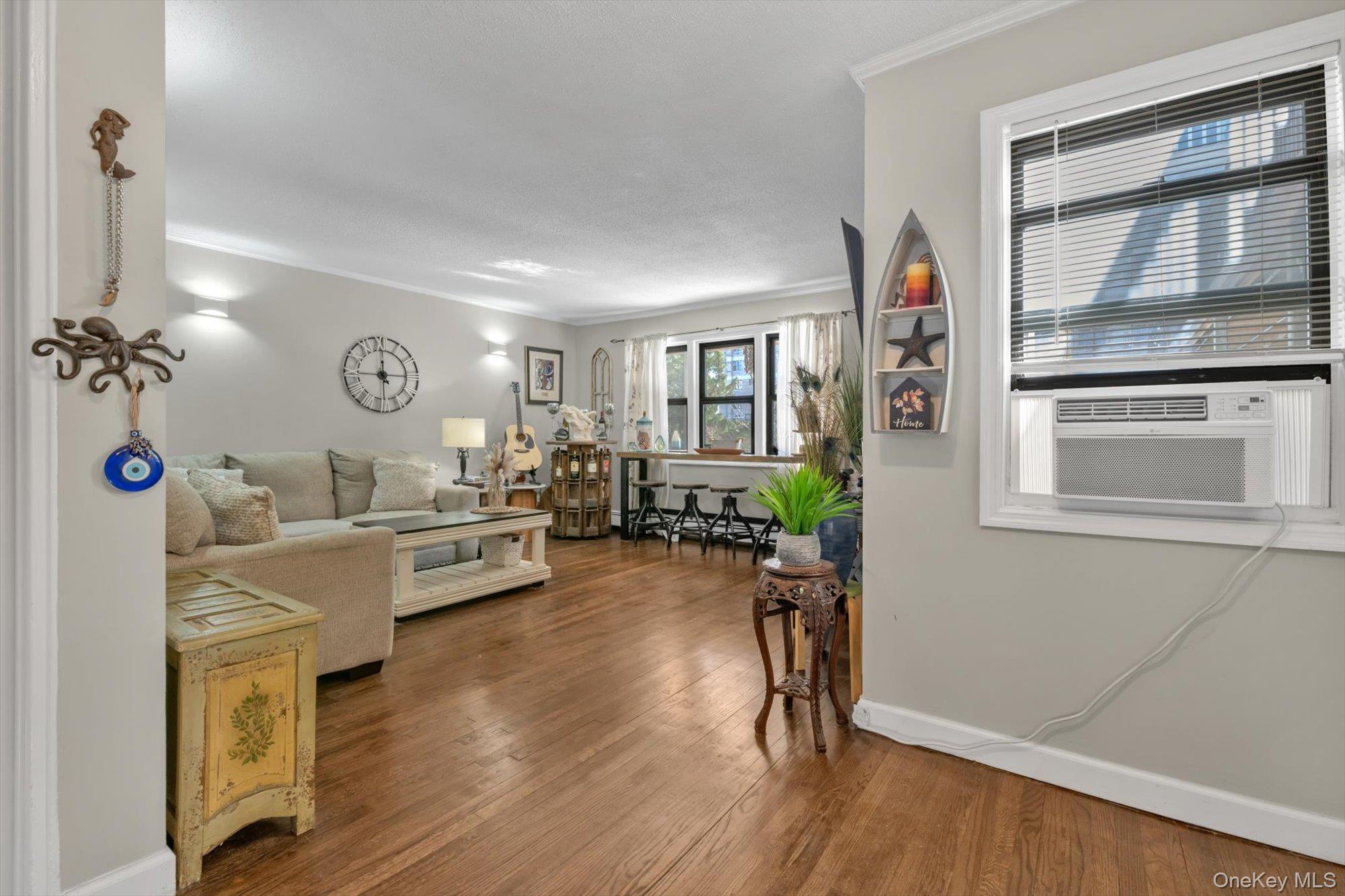 65 W Broadway # 6A, Long Beach, NY 11561