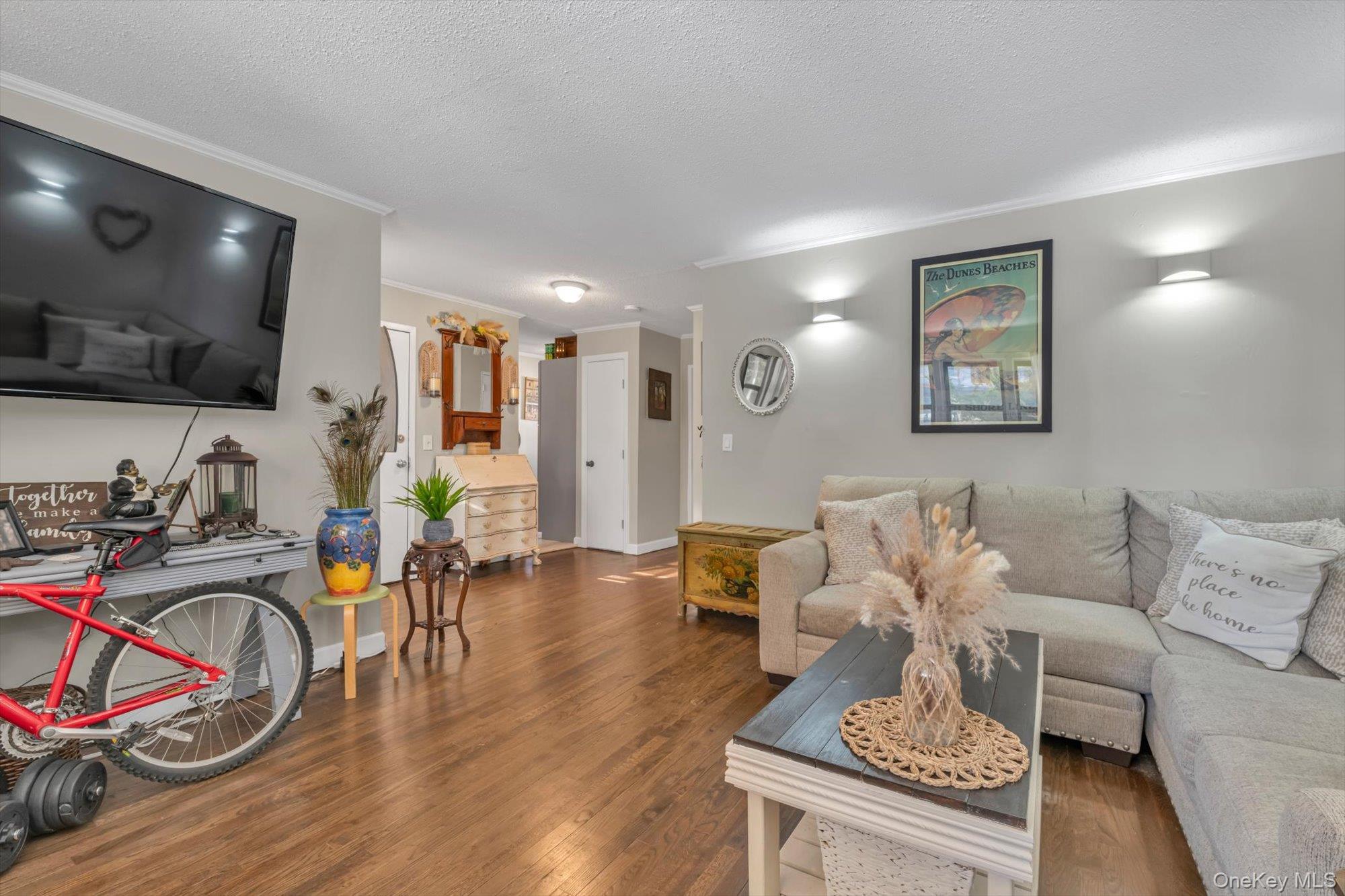 65 W Broadway # 6A, Long Beach, NY 11561