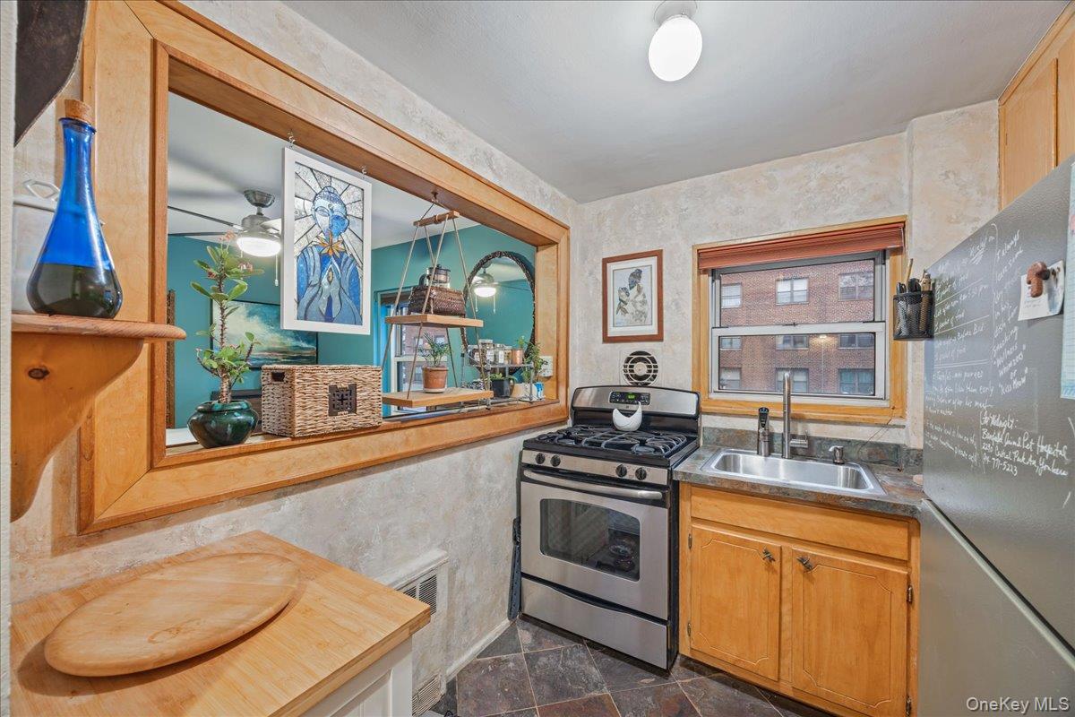 183 Drake Avenue # 1P, New Rochelle, NY 10805