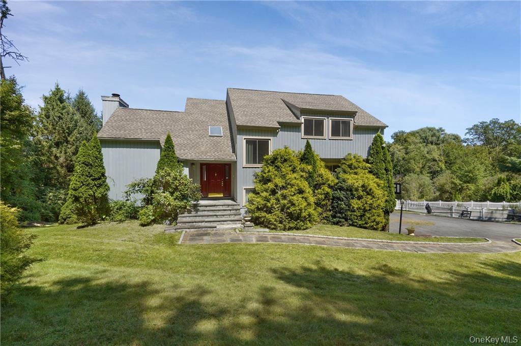 34 Nicole Way, Mahopac, NY 10541