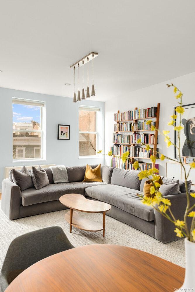 25 BERGEN Street # 3B, Brooklyn, NY 11201