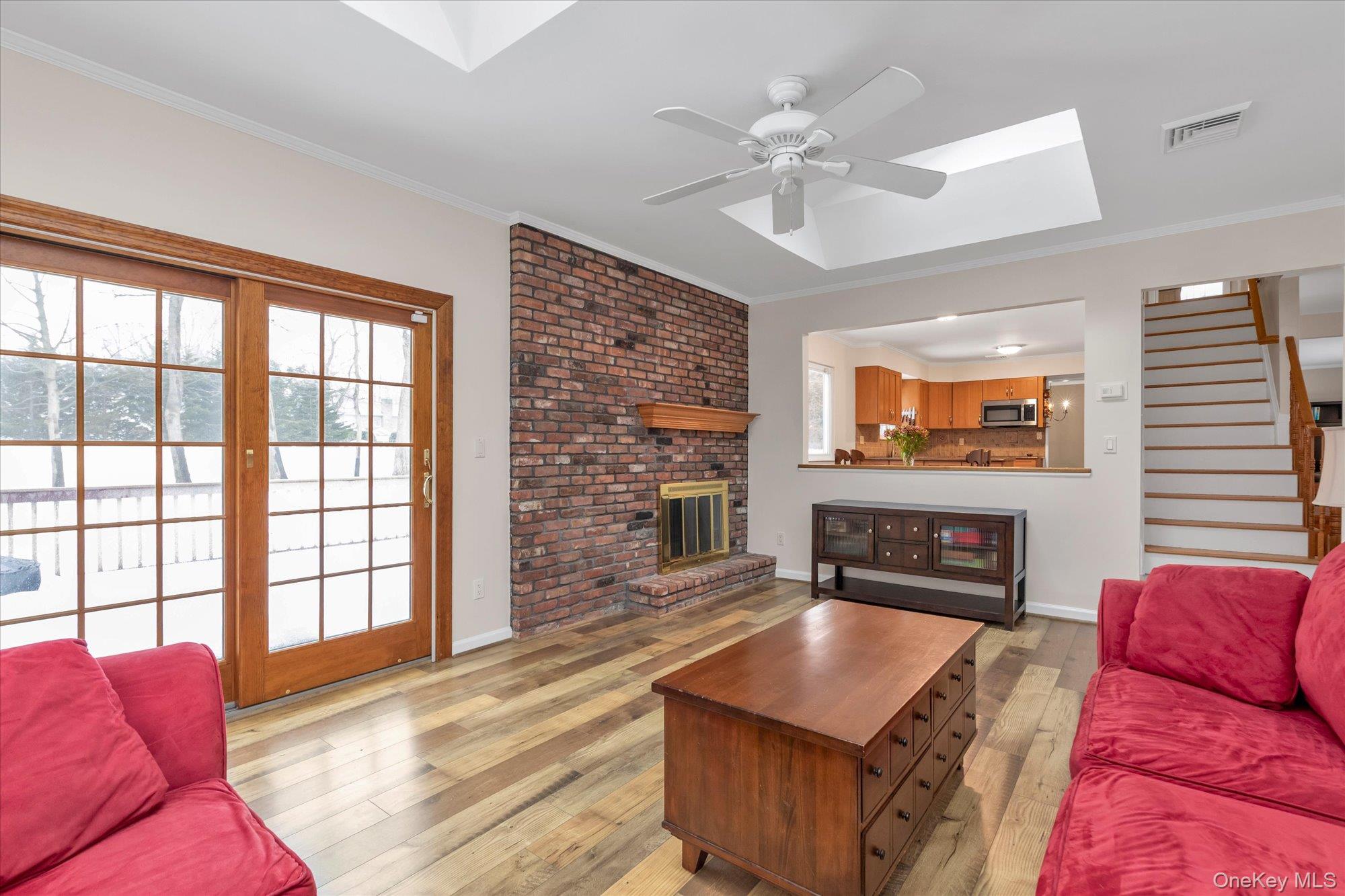 111 Cocks Lane, Locust Valley, NY 11560