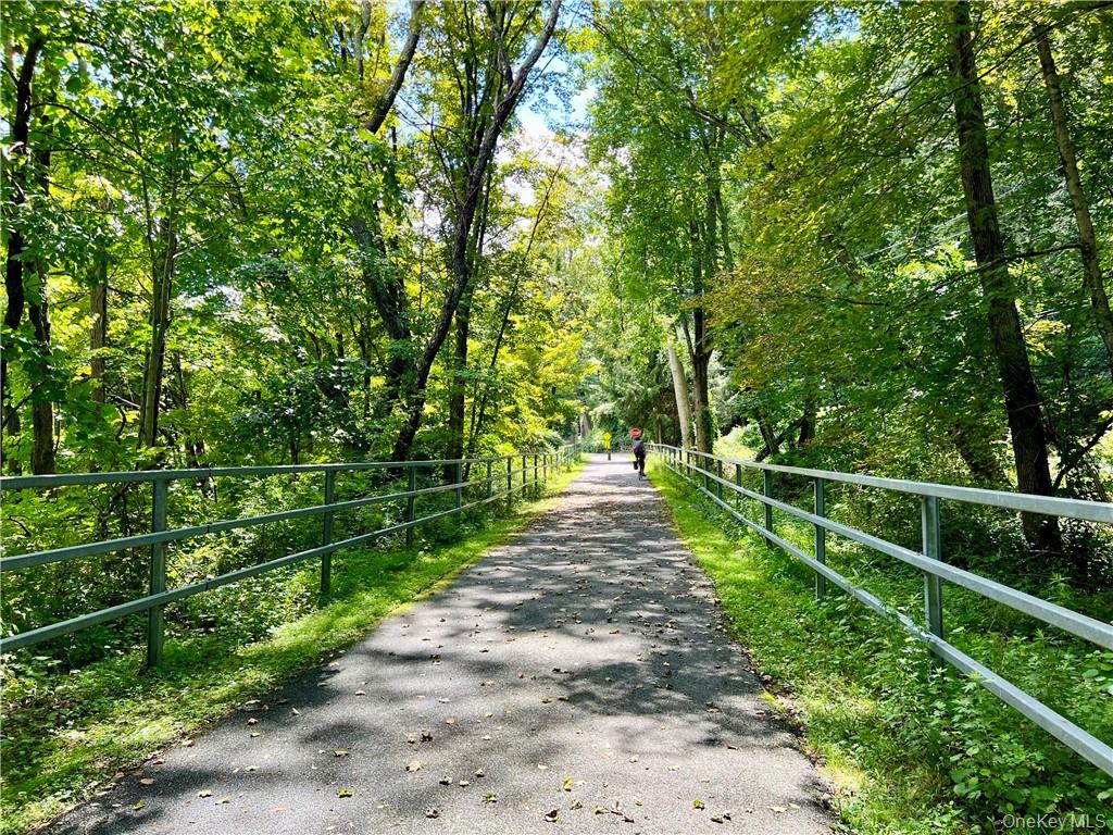 722 Route 6 # I, Mahopac, NY 10541