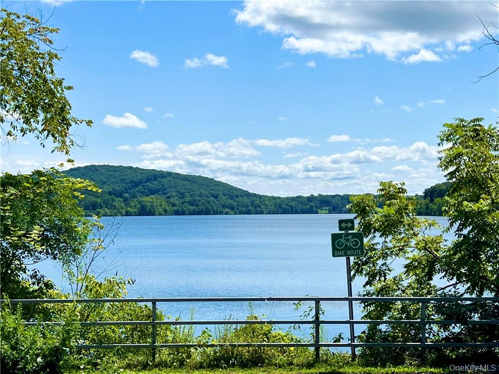 722 Route 6 # I, Mahopac, NY 10541