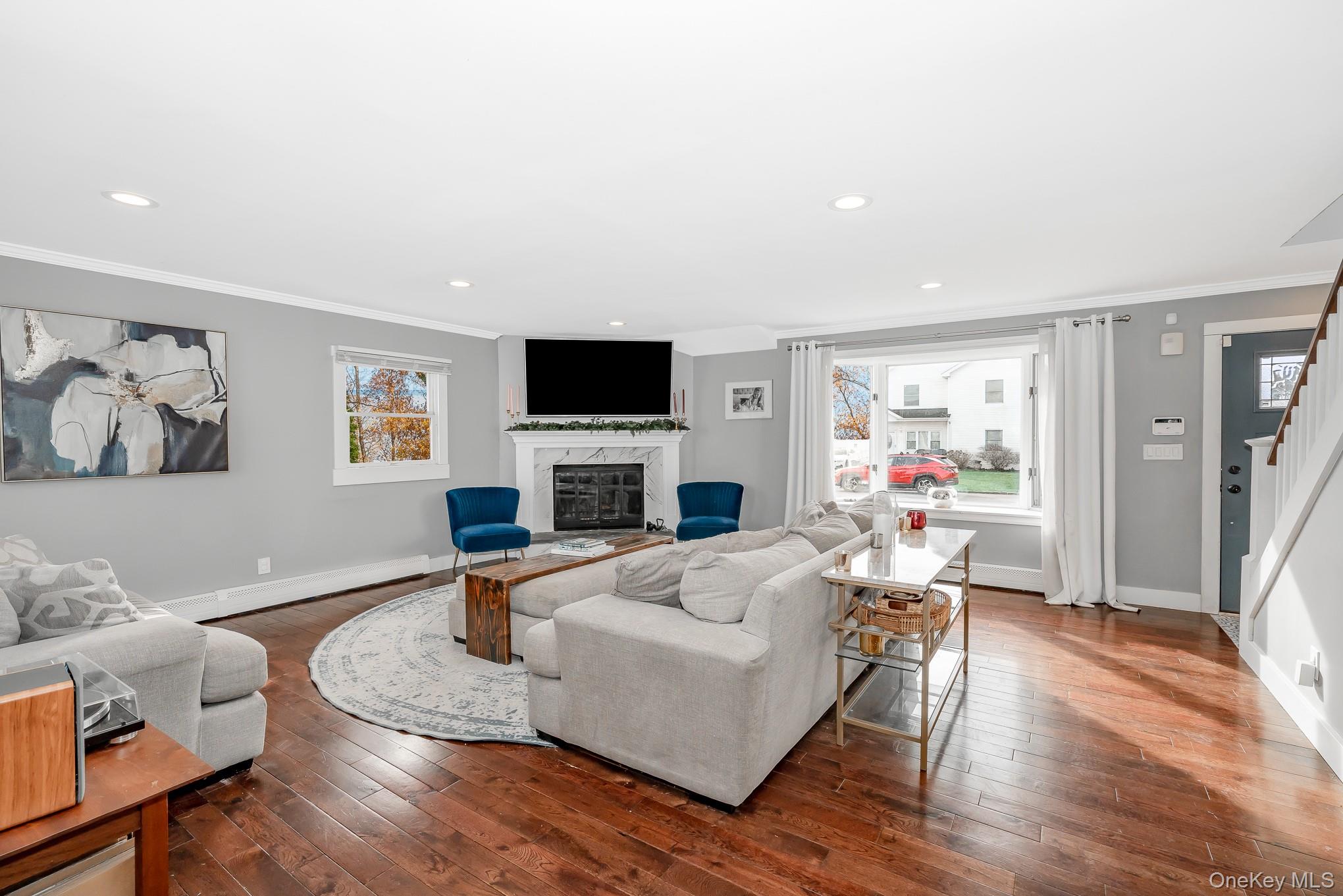 456 48th Street, Lindenhurst, NY 11757