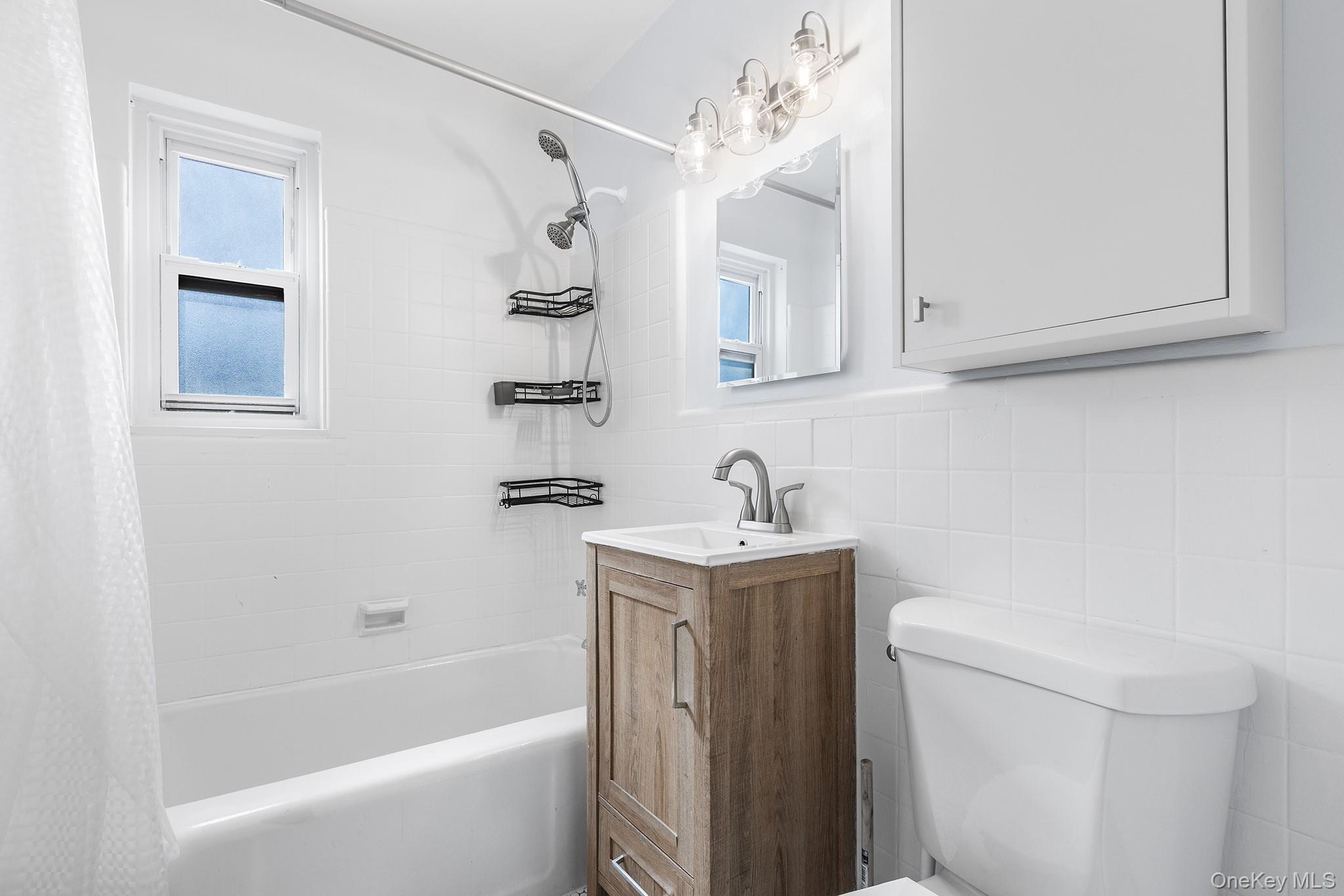 320 S Broadway # R5, Tarrytown, NY 10591