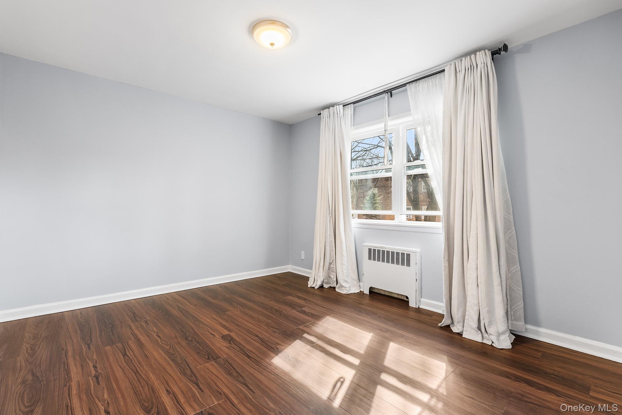 320 S Broadway # R5, Tarrytown, NY 10591