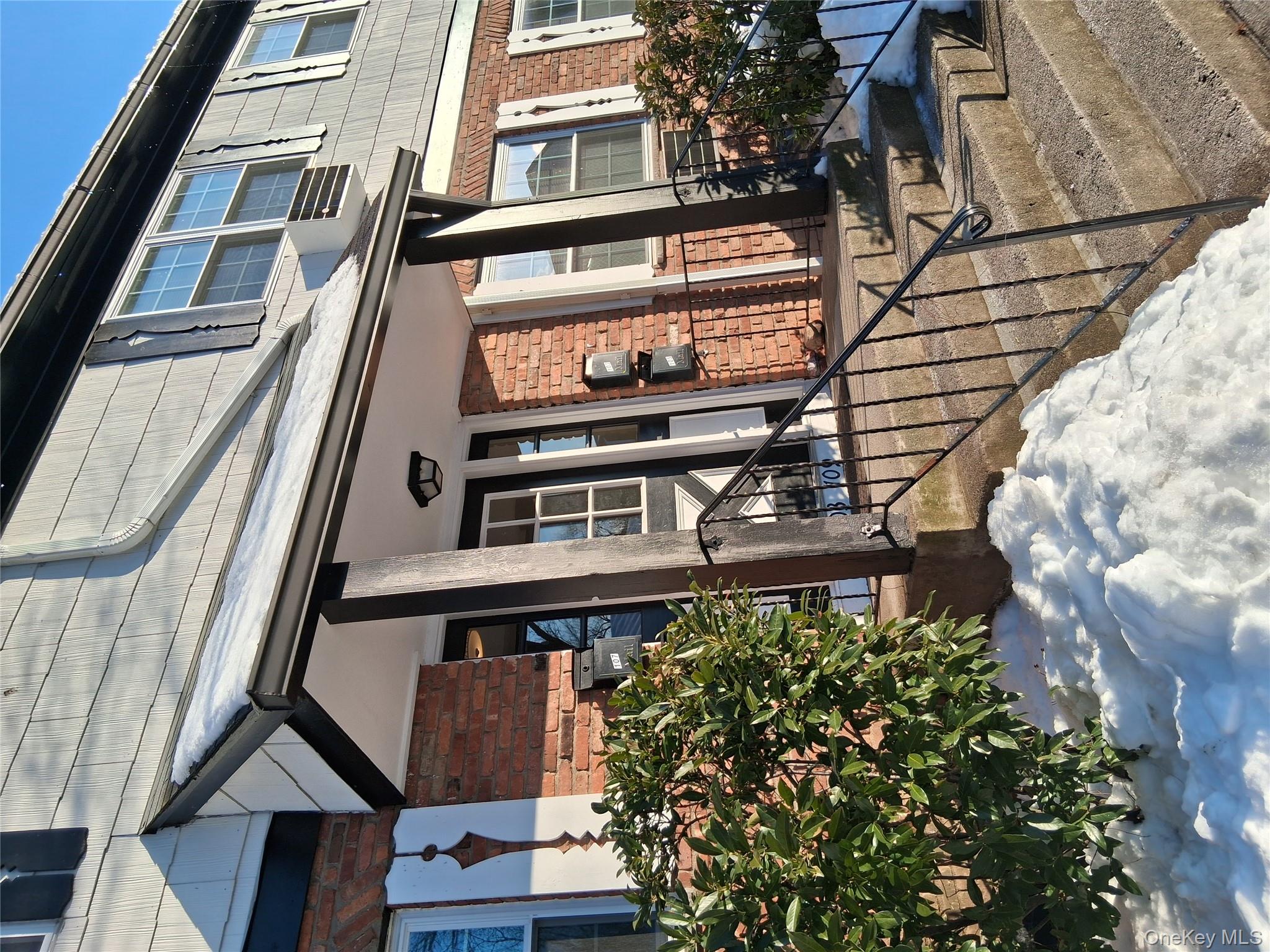 109 Parkside Drive, Suffern, NY 10901