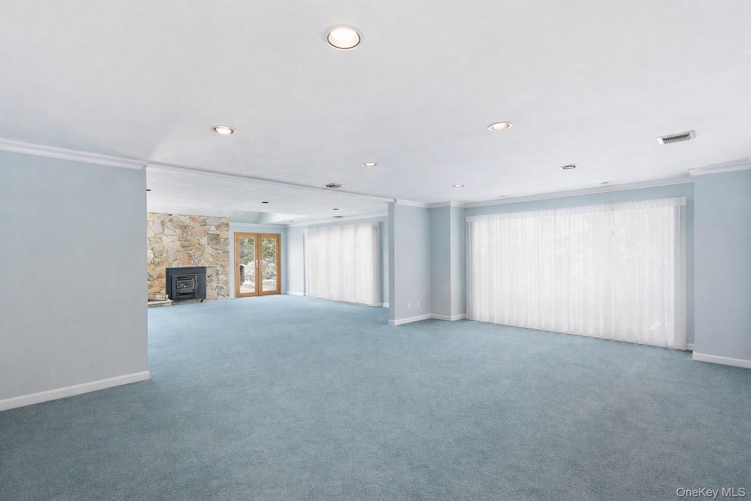 6 Cedarfield Terrace, Saint James, NY 11780