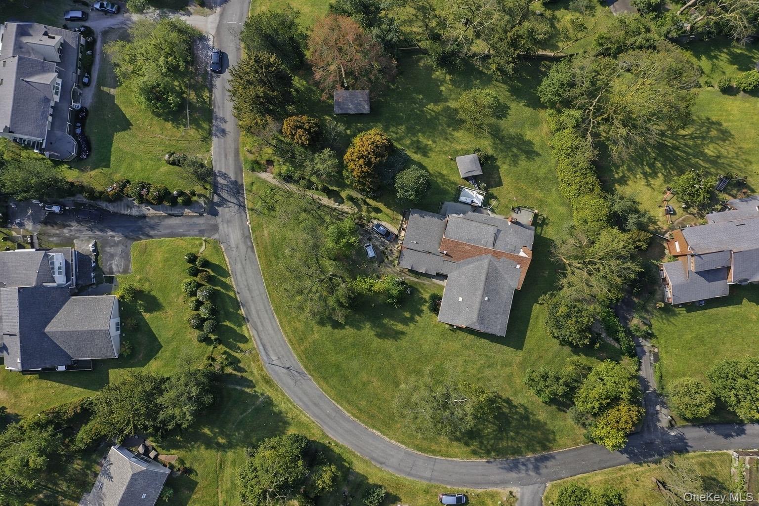 6 Cedarfield Terrace, Saint James, NY 11780