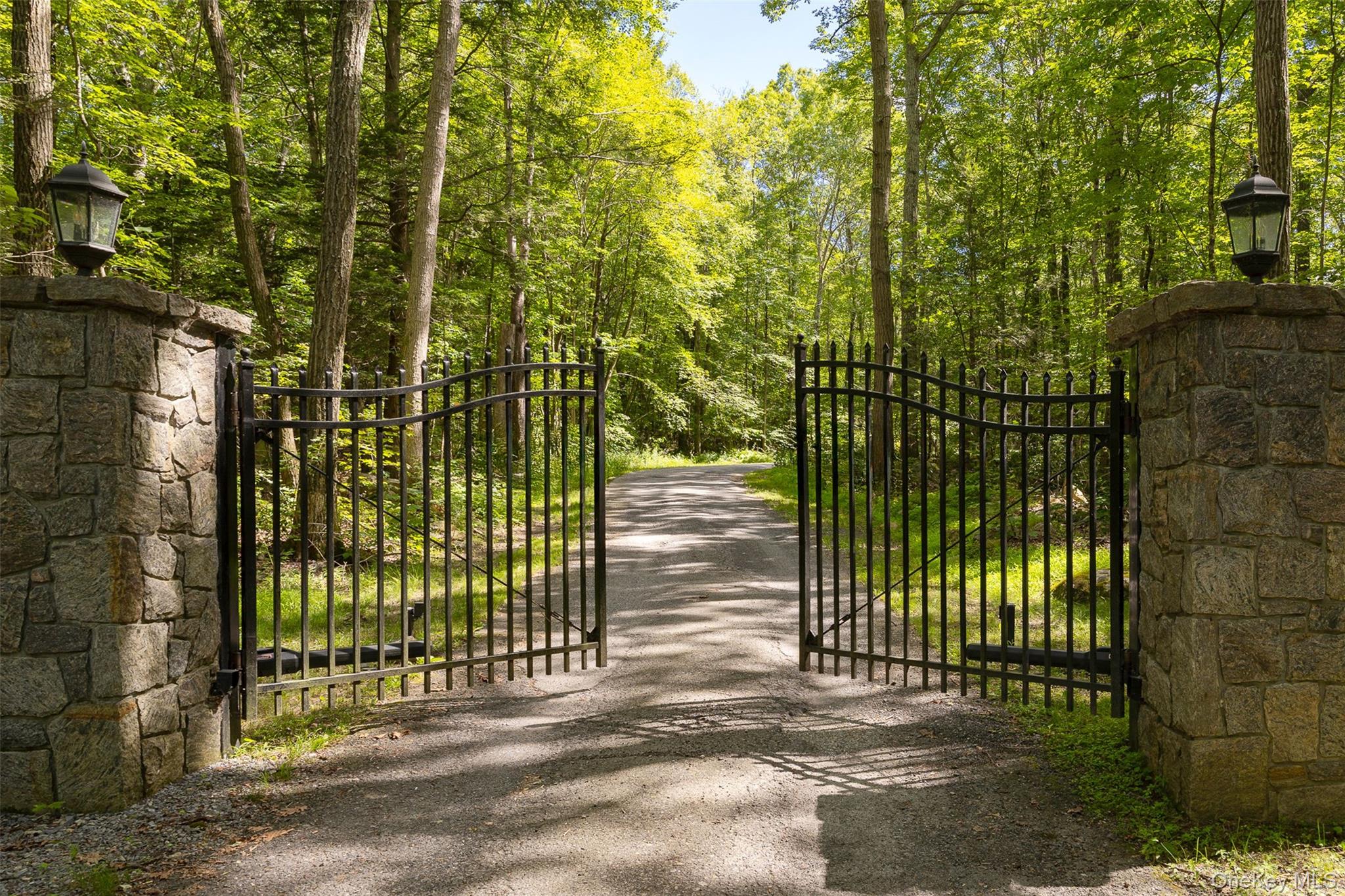 3302 Route 55, Pawling, NY 12564