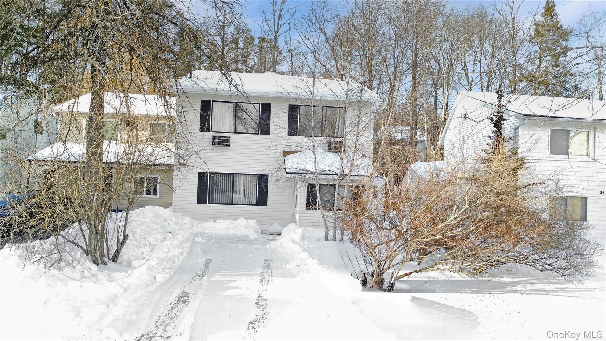 36 Peter Way, Kiamesha Lake, NY 12751