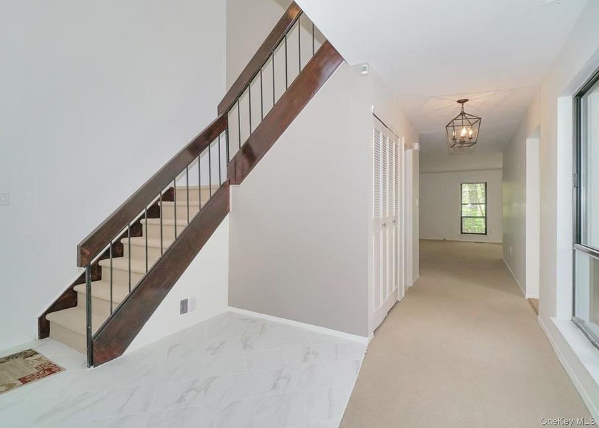 277 Vista Drive, Jericho, NY 11753