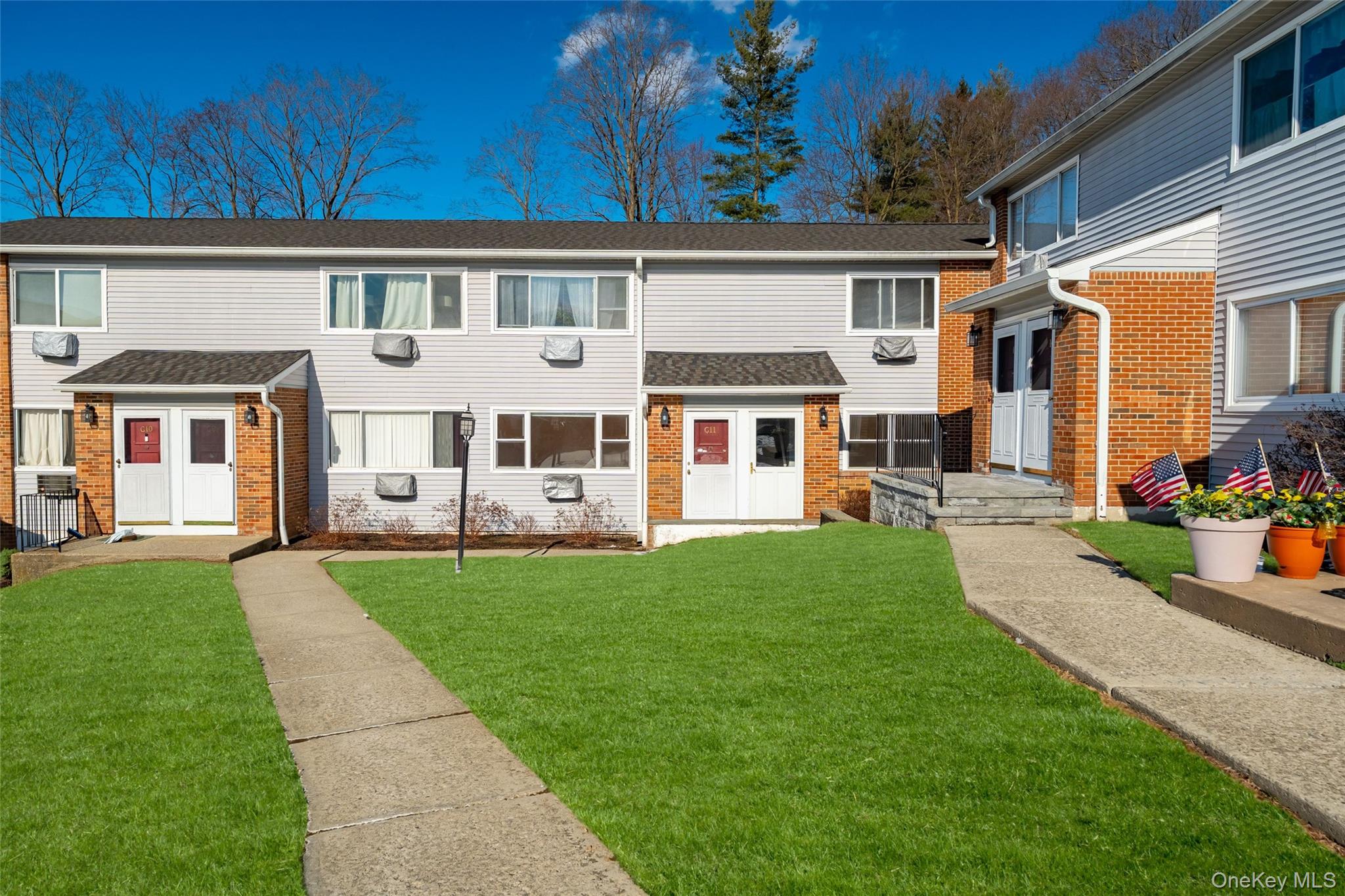 2740 South Road # G11, Poughkeepsie, NY 12601