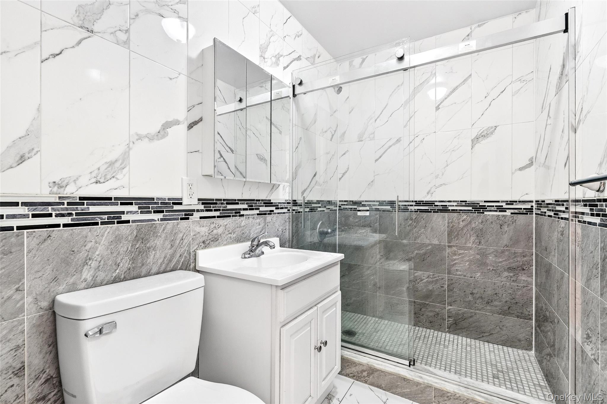 2740 South Road # G11, Poughkeepsie, NY 12601