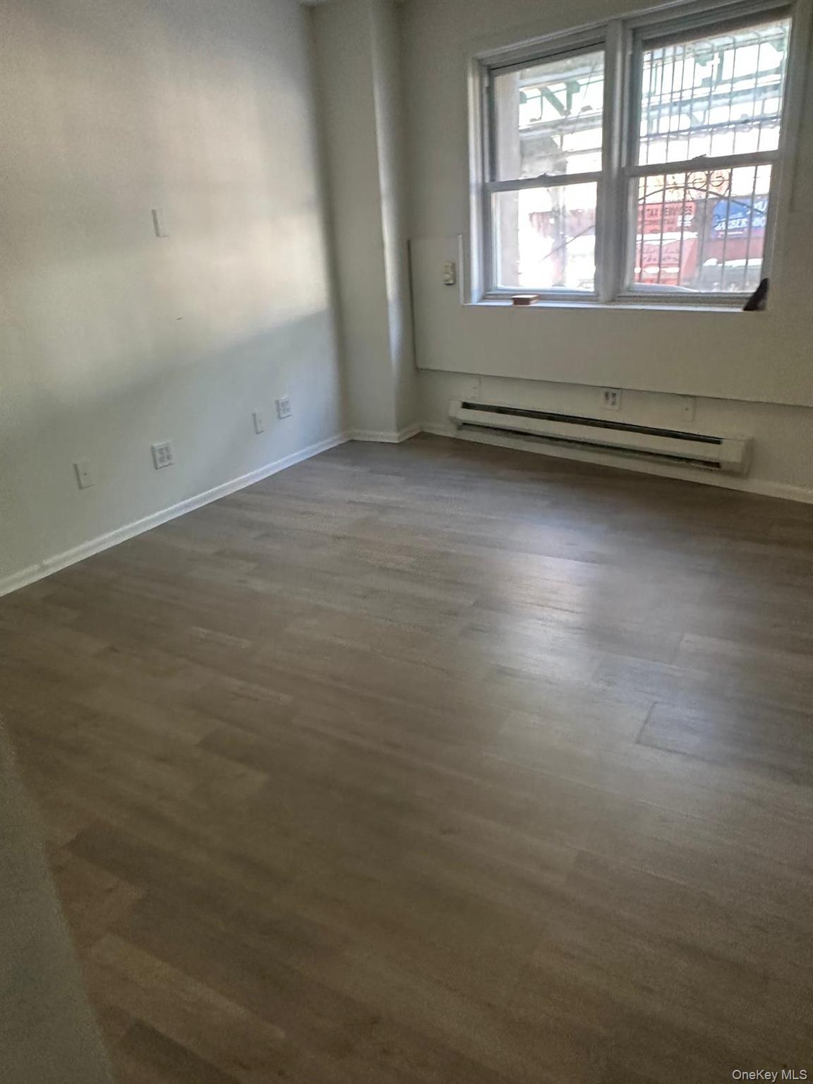 9718 Roosevelt Avenue, Corona, NY 11368