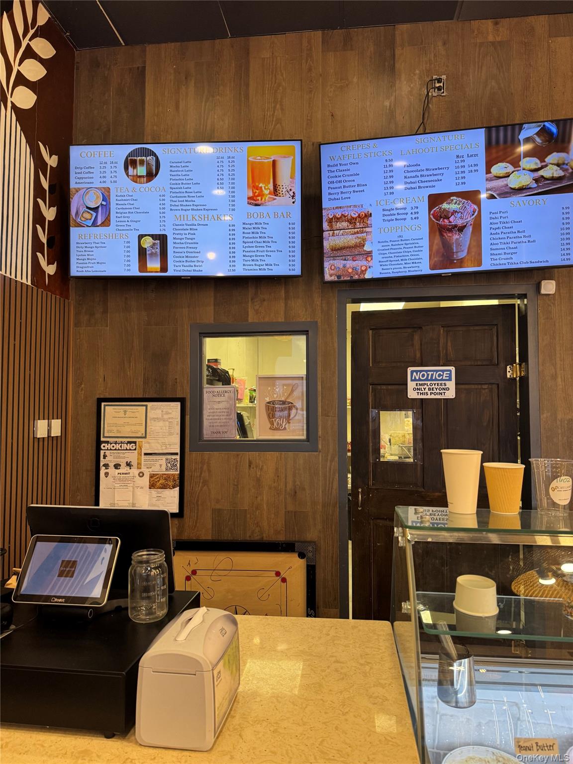 96 W Main Street, Smithtown, NY 11787