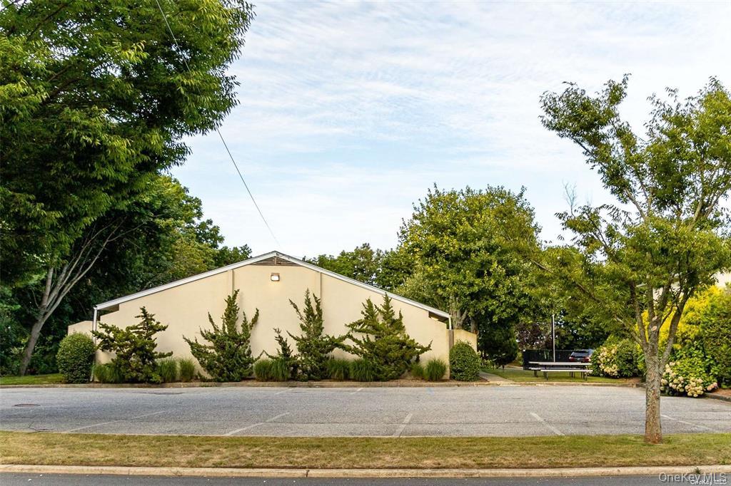 446 Edwards Avenue, Calverton, NY 11933